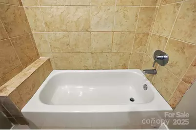 505 E 6th Street #908, Charlotte, NC 28202 - Photo 38