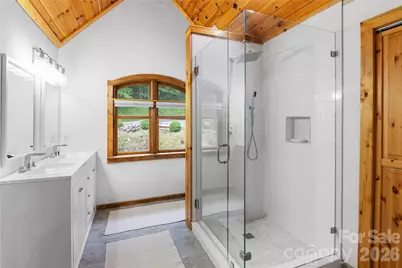 205 Chestnut Village, Mars Hill, NC 28754 - Photo 22
