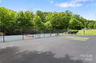 205 Chestnut Vlg, Mars Hill, NC 28754 - Photo 44