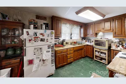 21 Maple Avenue, Candler, NC 28715 - Photo 12