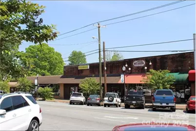 222 E Mills Street, Columbus, NC 28722 - Photo 1