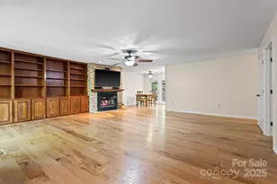 56 Cardinal Cir, Tryon, NC 28782 - Photo 6