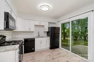 602 Camrose Dr, Charlotte, NC 28215 - Photo 6