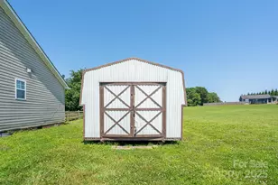 402 Beaver Dam Church Rd, Shelby, NC 28152 - Photo 22