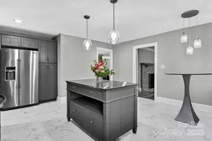 3127 N Center St, Hickory, NC 28601 - Photo 14