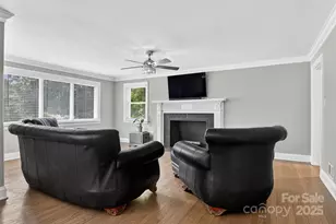 3127 N Center St, Hickory, NC 28601 - Photo 4