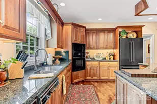 842 Rickel Dr, Hendersonville, NC 28739 - Photo 18