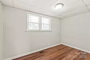 1113 W 4th Ave, Gastonia, NC 28052 - Photo 18