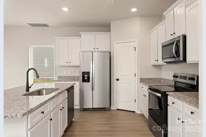 1041 Russell Drive, Winston Salem, NC 27127 - Photo 8