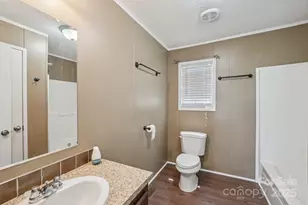 1069 Heather Glen Dr, Catawba, NC 28609 - Photo 14