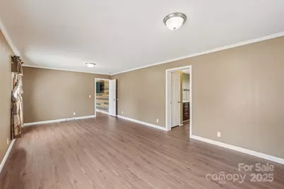 1069 Heather Glen Drive, Catawba, NC 28609 - Photo 6