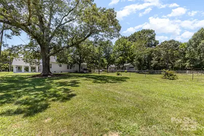 309 E Main Street, Lattimore, NC 28089 - Photo 36