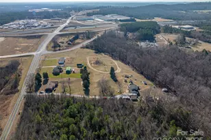 603 Tribal Rd, Blacksburg, SC 29702 - Photo 4