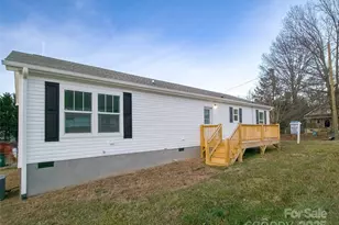 126 Fountain Way, Swannanoa, NC 28778 - Photo 4