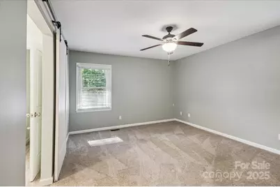 104 Britton Avenue, Hendersonville, NC 28791 - Photo 18