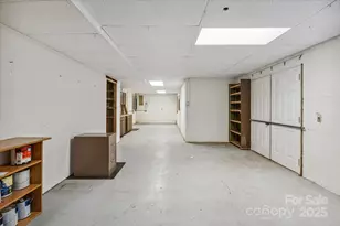 104 Britton Ave, Hendersonville, NC 28791 - Photo 34