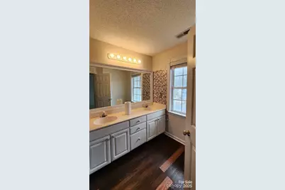 10607 Old Bridge Lane, Charlotte, NC 28269 - Photo 36