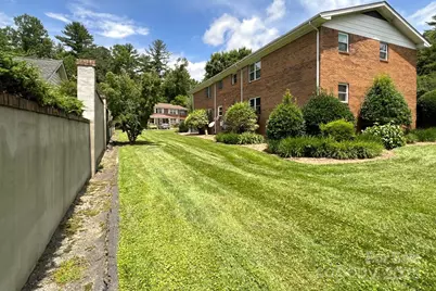 35 Capri Lane #11-C, Hendersonville, NC 28791 - Photo 24