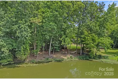 640 Lochaven Road, Waxhaw, NC 28173 - Photo 6