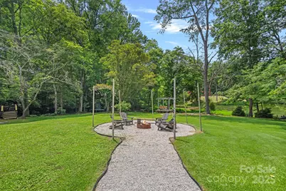 640 Lochaven Road, Waxhaw, NC 28173 - Photo 8