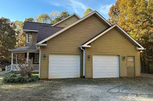 207 Wagon Ln, Rutherfordton, NC 28139 - Photo 2