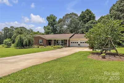 137 Proust Road, Statesville, NC 28625 - Photo 1