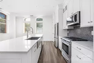 229 N Church St, Charlotte, NC 28202 - Photo 30