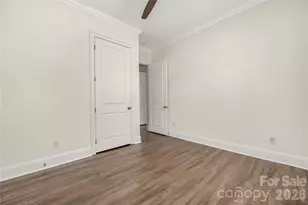 229 N Church St, Charlotte, NC 28202 - Photo 20