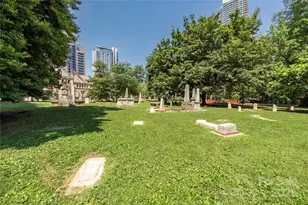 229 N Church St, Charlotte, NC 28202 - Photo 38