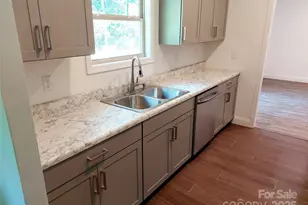 93 Badger Run, Hendersonville, NC 28739 - Photo 10