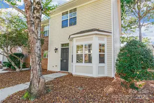 11521 Savannah Creek Dr, Charlotte, NC 28273 - Photo 2