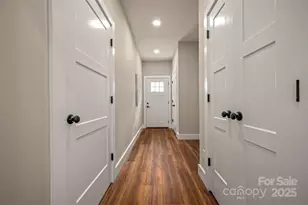 19 Keene St, Hendersonville, NC 28792 - Photo 16