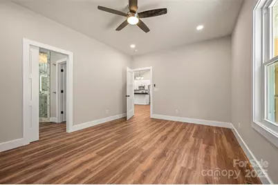 19 Keene Street, Hendersonville, NC 28792 - Photo 22