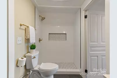 402 S Chester Street, Gastonia, NC 28052 - Photo 36