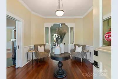 402 S Chester Street, Gastonia, NC 28052 - Photo 8