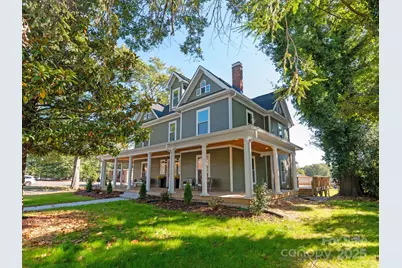 402 S Chester Street, Gastonia, NC 28052 - Photo 2