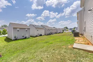 9136 Creedmore Hills Dr, Charlotte, NC 28214 - Photo 46