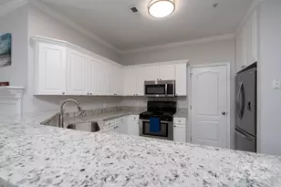 18511 Harborside Dr, Cornelius, NC 28031 - Photo 8