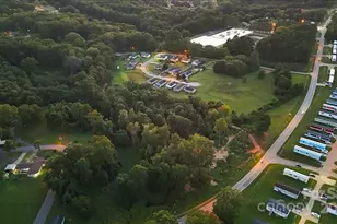 501 Providence Rd, Gaffney, SC 29341 - Photo 10