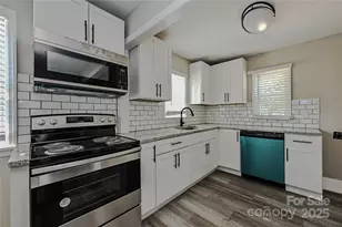 2207 S Gardner St, Gastonia, NC 28054 - Photo 8