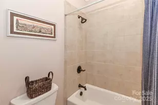 3229 Broadmoor Dr, Statesville, NC 28625 - Photo 32