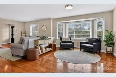 601 Pennell Street NE, Lenoir, NC 28645 - Photo 4