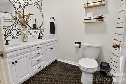 601 Pennell Street NE, Lenoir, NC 28645 - Photo 10