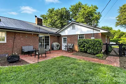 601 Pennell Street NE, Lenoir, NC 28645 - Photo 38