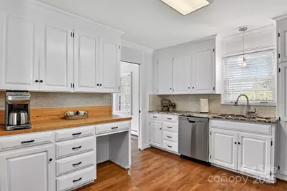 601 Pennell Street NE, Lenoir, NC 28645 - Photo 26