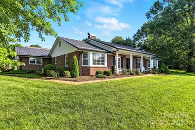 601 Pennell Street NE, Lenoir, NC 28645 - Photo 40