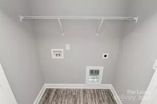 911 Yellowstone Dr, Charlotte, NC 28208 - Photo 26