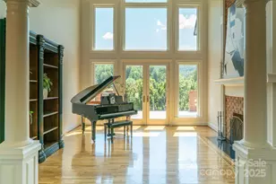 2770 Lakeview Dr, Lenoir, NC 28645 - Photo 4