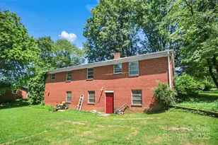 113 N Academy St, Mooresboro, NC 28114 - Photo 4