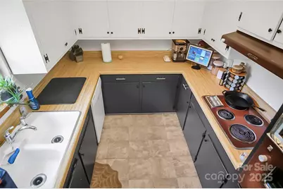 113 N Academy Street, Mooresboro, NC 28114 - Photo 12